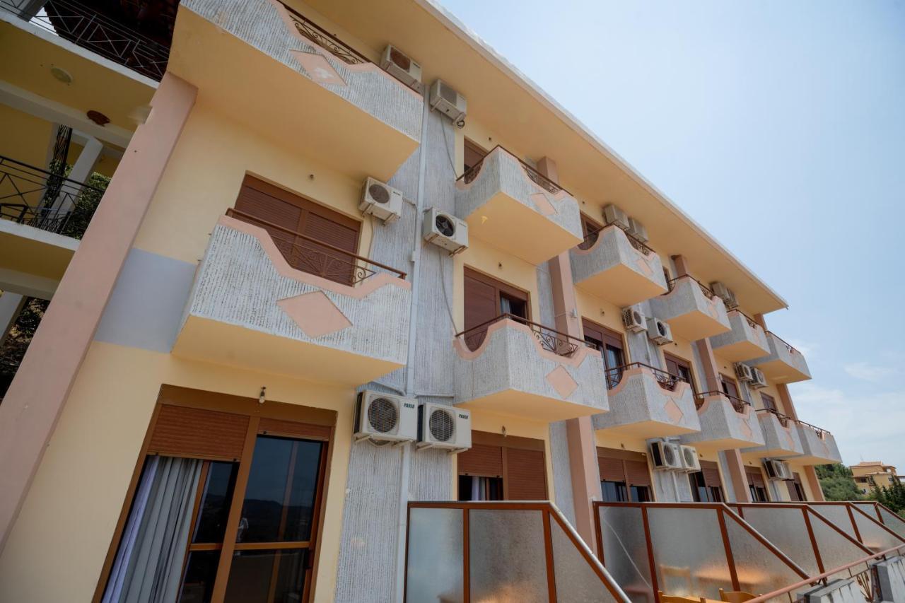 Hotel Panorama ฮีมาเรอ ภายนอก รูปภาพ