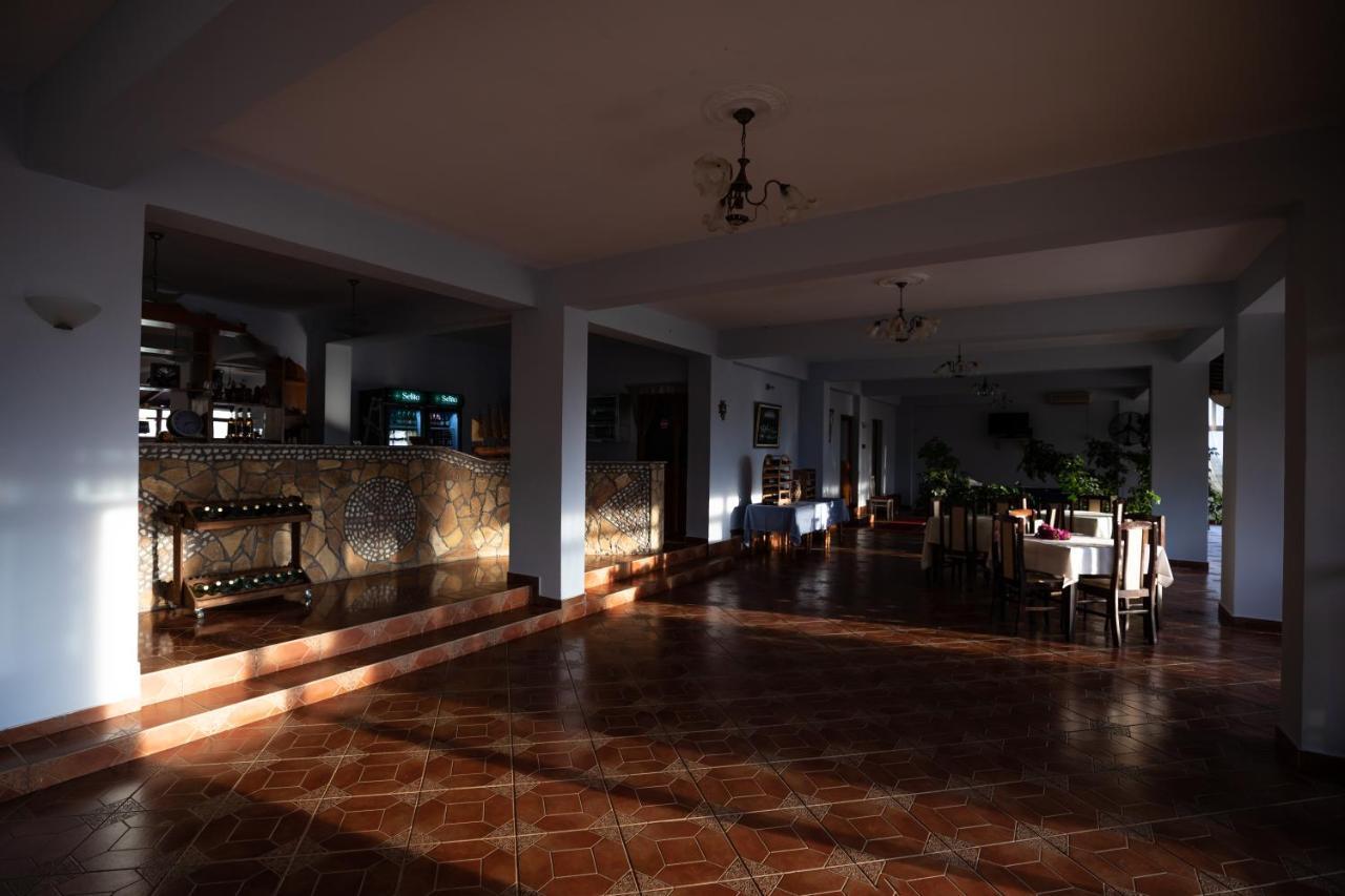 Hotel Panorama ฮีมาเรอ ภายนอก รูปภาพ