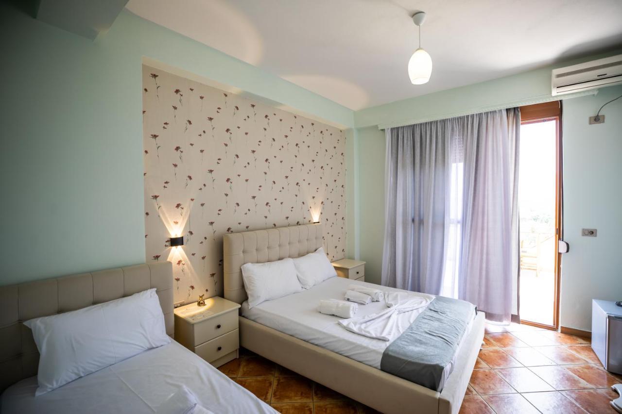 Hotel Panorama ฮีมาเรอ ภายนอก รูปภาพ