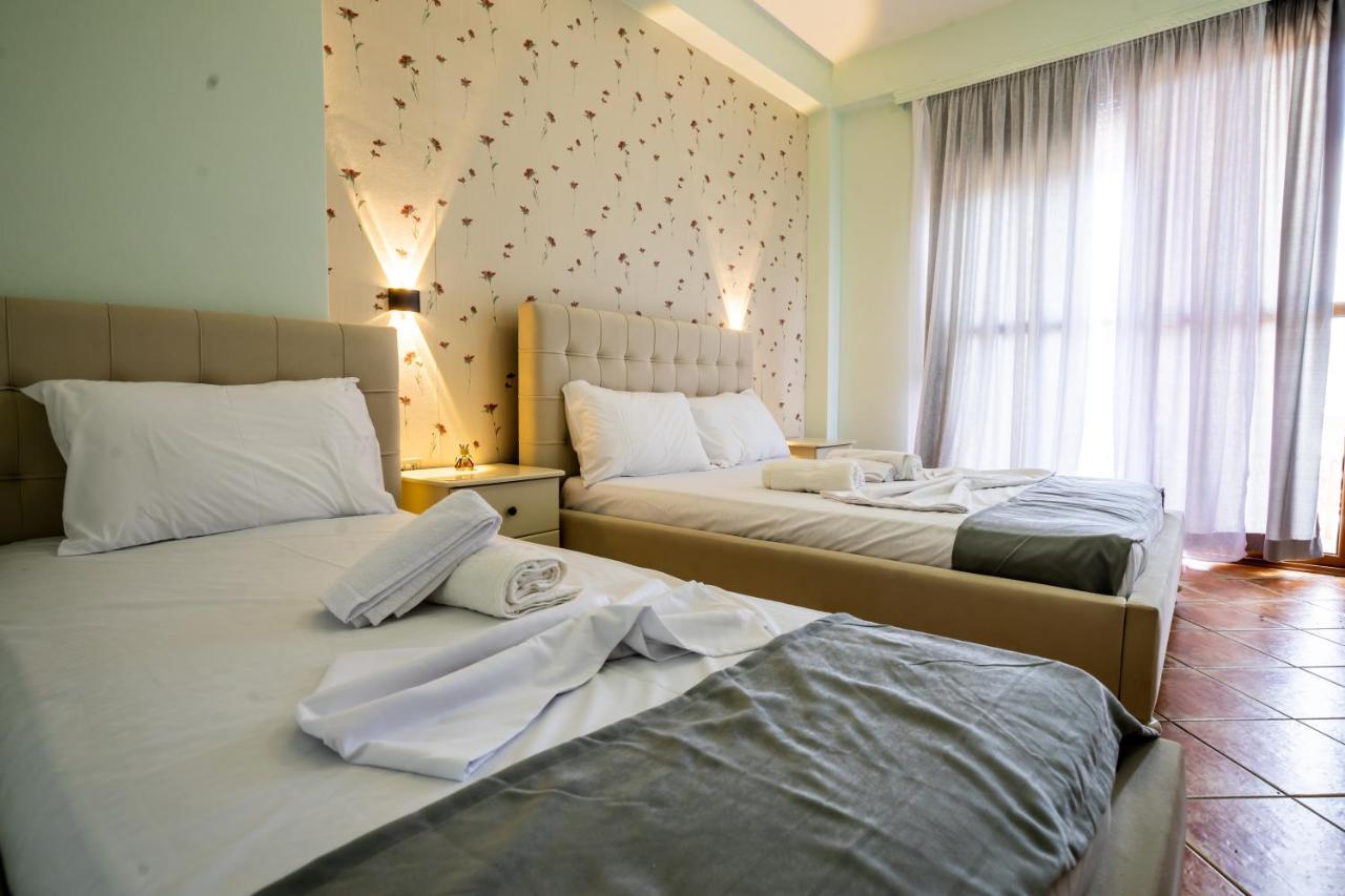 Hotel Panorama ฮีมาเรอ ภายนอก รูปภาพ