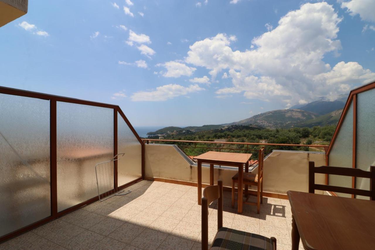 Hotel Panorama ฮีมาเรอ ภายนอก รูปภาพ